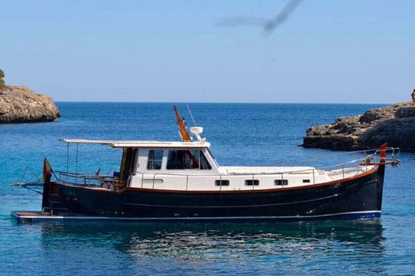 Menorquin Yachts 160