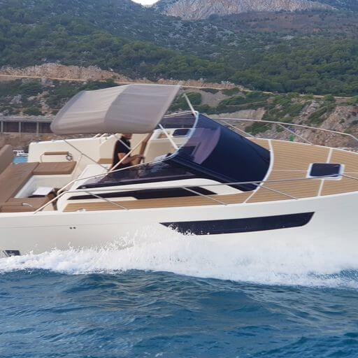 Star Boat Nuva m9 cabin (4) Star Boat Nuva m9 cabin (4)
