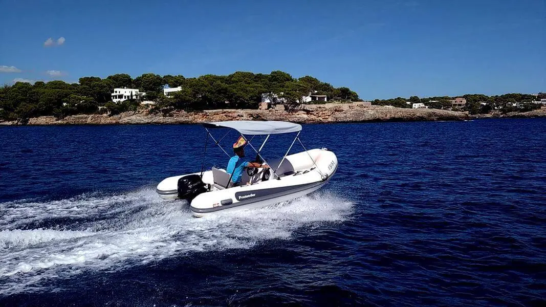 Star Boat Protender SX440 Cala Dor 4 Star Boat Protender SX440 Cala Dor 4