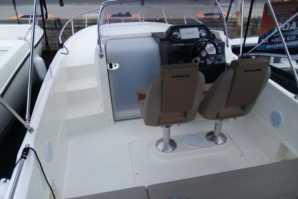 Star Boat Quicksilver 675 a