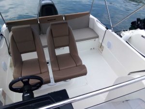 Star Boat Quicksilver 675 b