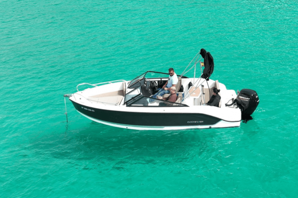 Star Boat Quicksilver Activ 605 Bowrider (1) Star Boat Quicksilver Activ 605 Bowrider (1)