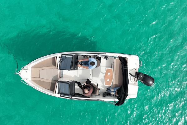 Star Boat Quicksilver Activ 605 Bowrider (2) Star Boat Quicksilver Activ 605 Bowrider (2)