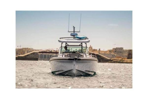 Star Boat axopar 37 sun top brabus line 2 Star Boat axopar 37 sun top brabus line 2