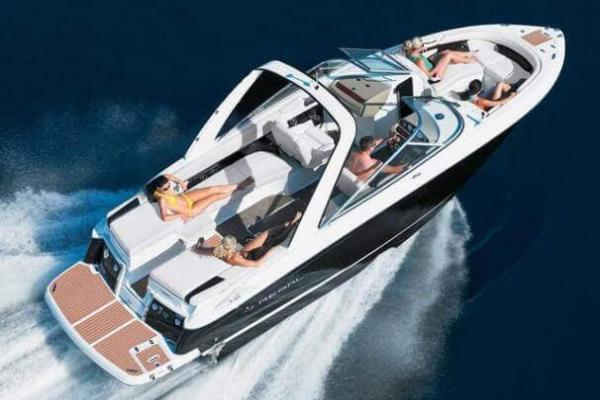 Star Boat regal 2700 1 Star Boat regal 2700 1